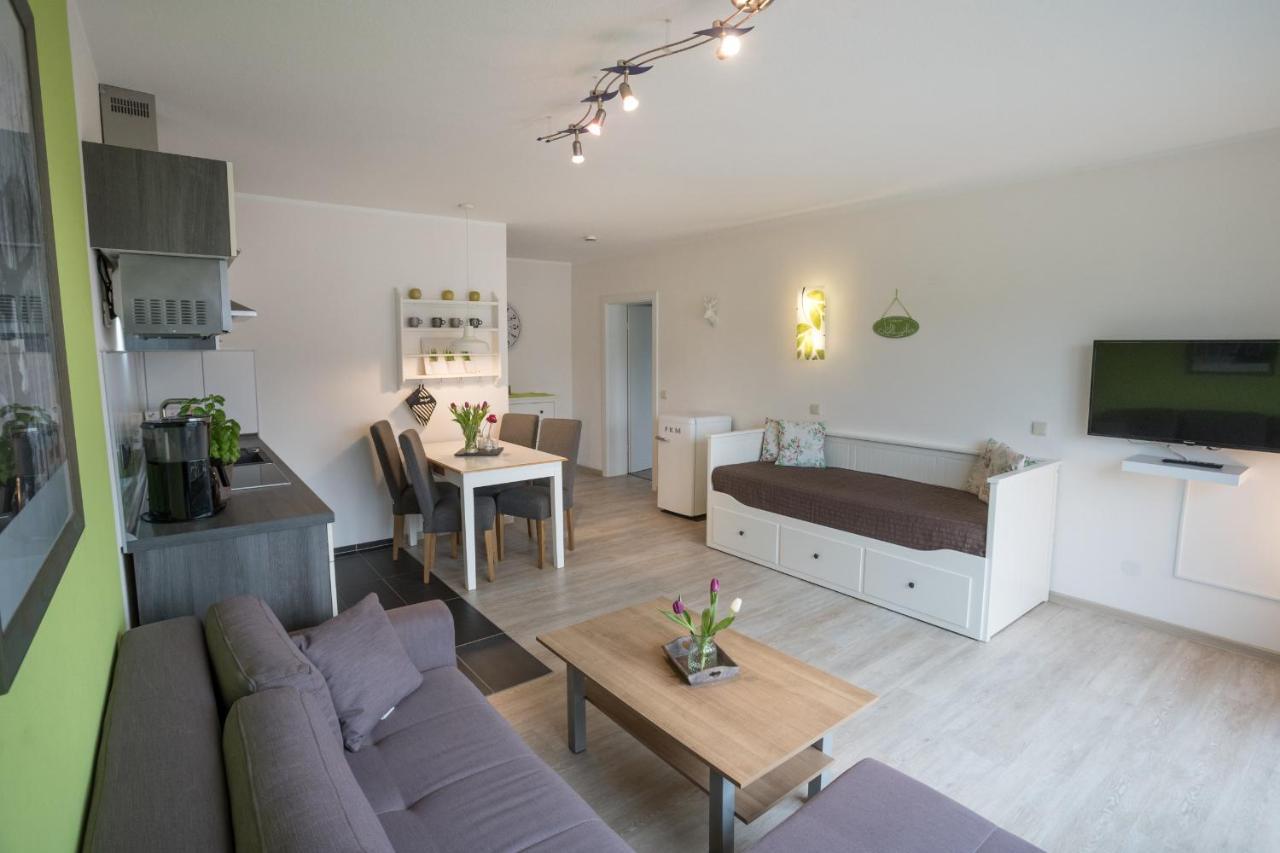 Ferienwohnungen Landhaus Meran Inkl Meinecardplus Виллинген Экстерьер фото