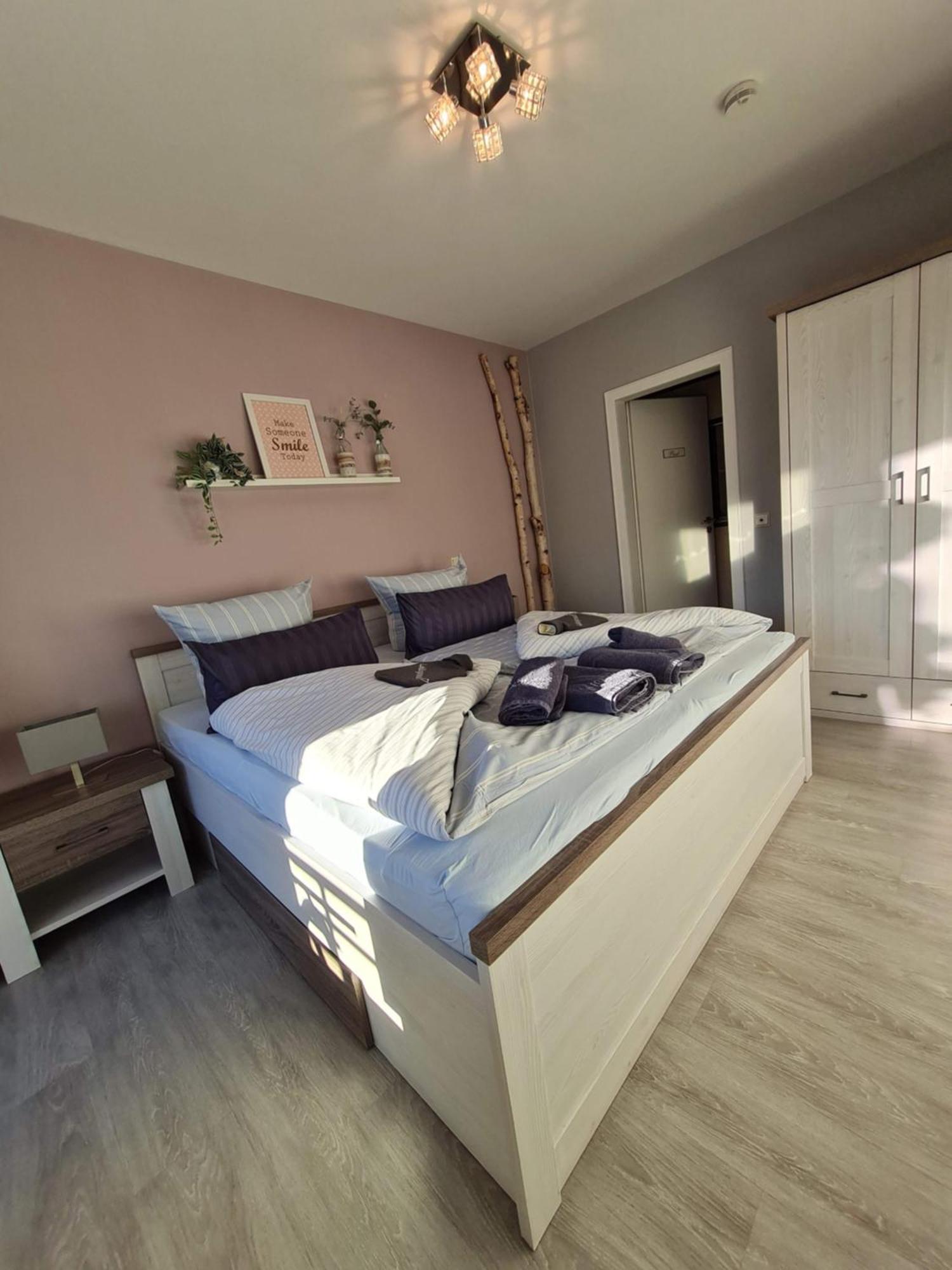 Ferienwohnungen Landhaus Meran Inkl Meinecardplus Виллинген Экстерьер фото